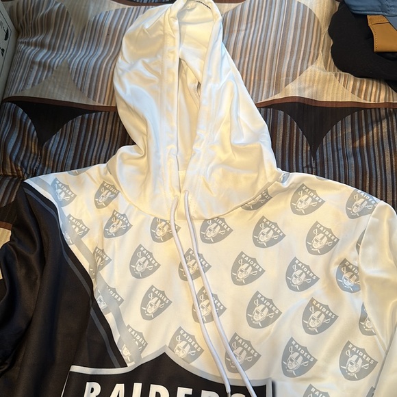 Oakland raiders hoodie. Silk like material. Says Large but i would say medium - Picture 2 of 4
